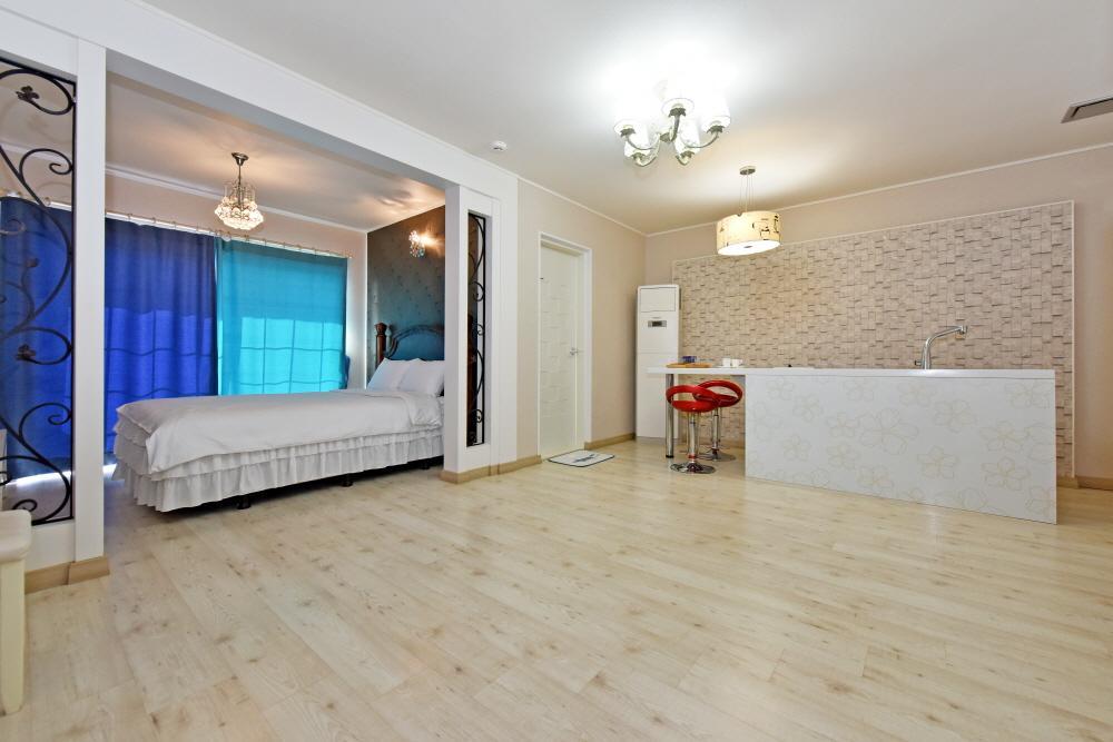 Namhae Bluemare Pension Exterior photo