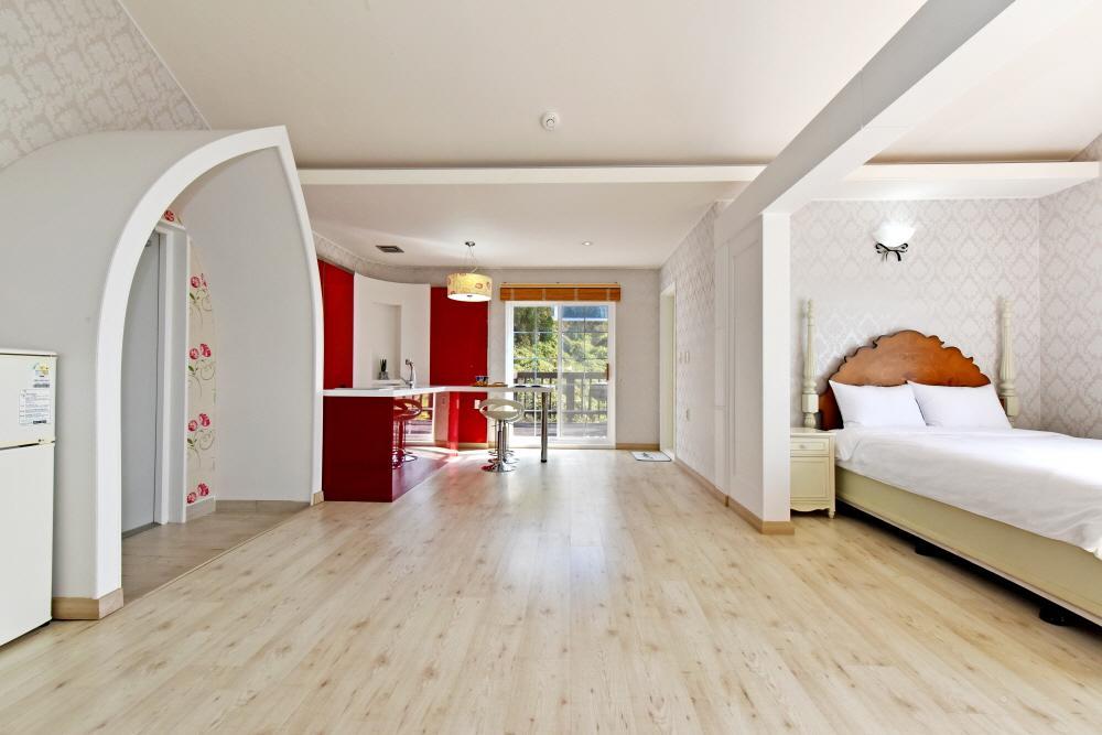 Namhae Bluemare Pension Exterior photo