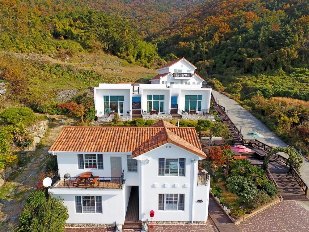 Namhae Bluemare Pension Exterior photo
